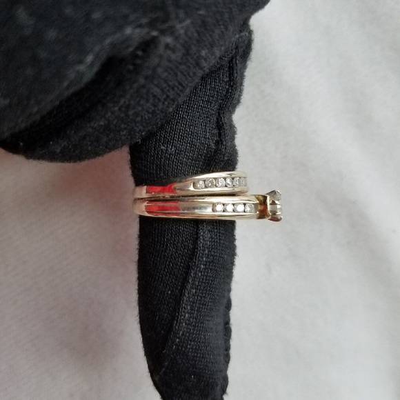 Two toned wedding ring set - Picture 2 of 3